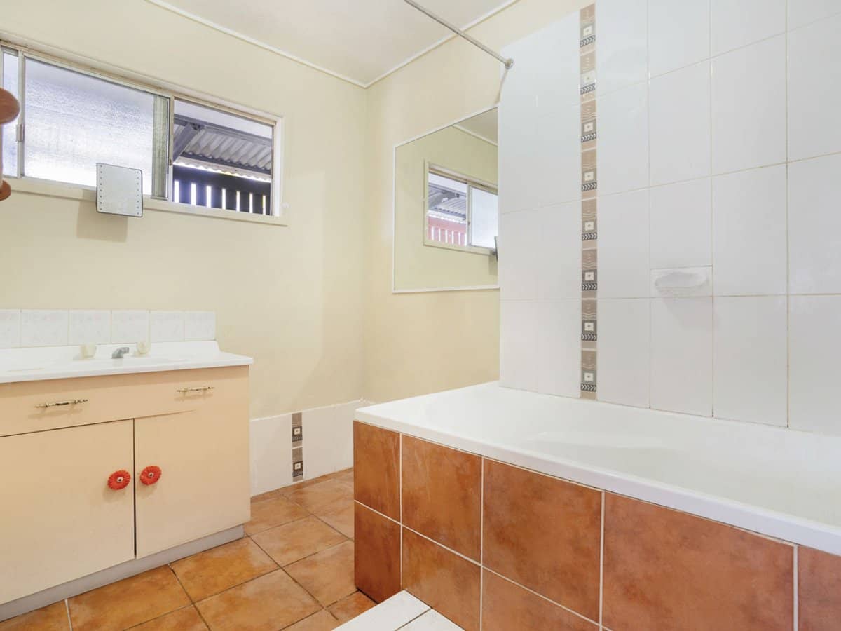 19 Carnival Street, LOGANLEA - Thumbnail 6