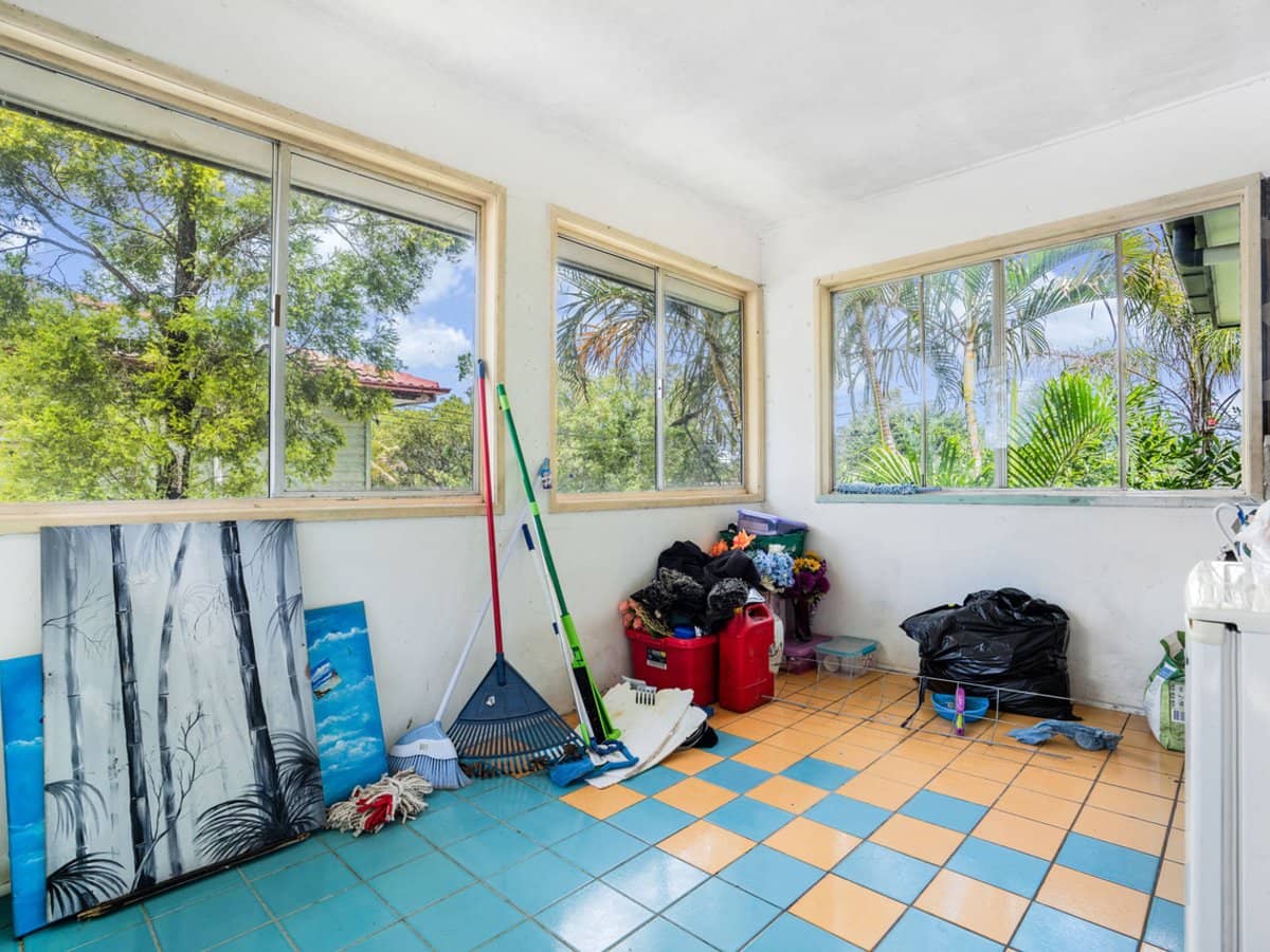 19 Carnival Street, LOGANLEA - Thumbnail 9