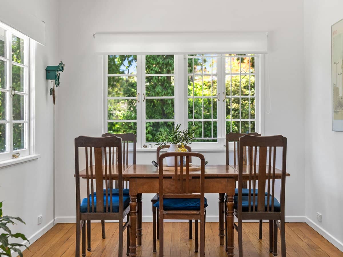 20 Gordon Road, BARDON - Thumbnail 9