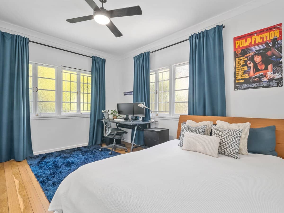 20 Gordon Road, BARDON - Thumbnail 15