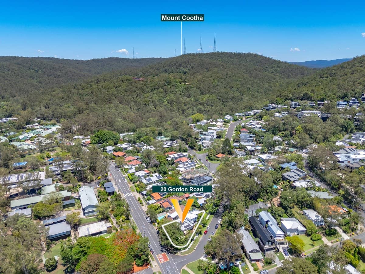 20 Gordon Road, BARDON - Thumbnail 25