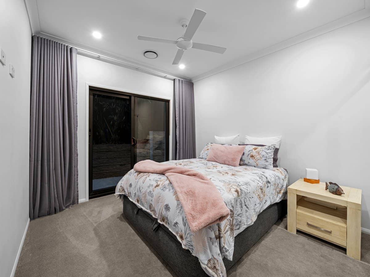 27A Andromeda Parade, ROBINA - Thumbnail 17