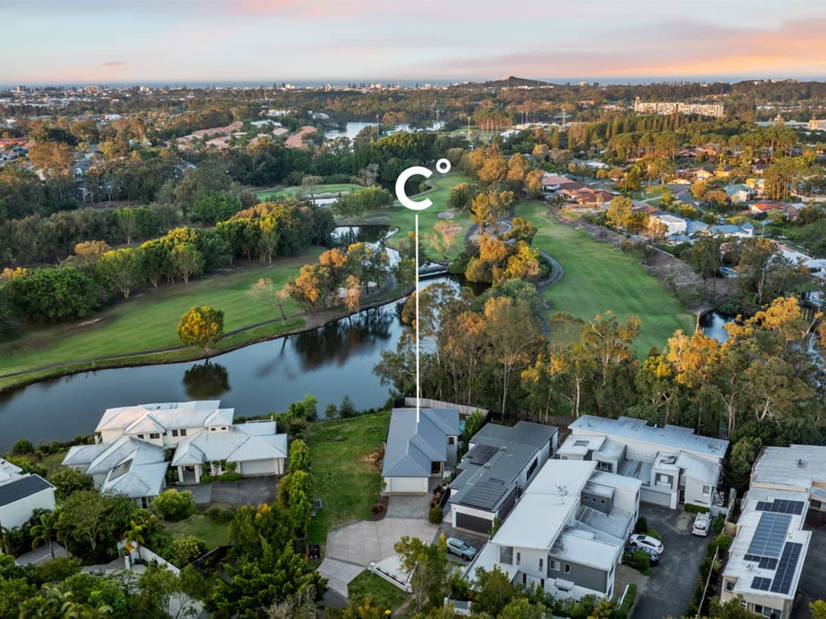 27A Andromeda Parade, ROBINA - Thumbnail 27