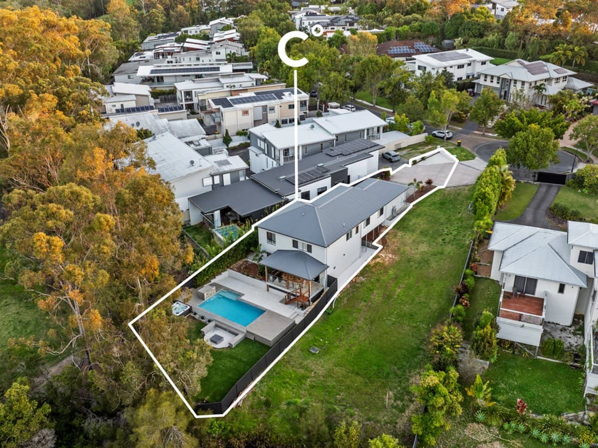 27A Andromeda Parade, ROBINA - Thumbnail 30