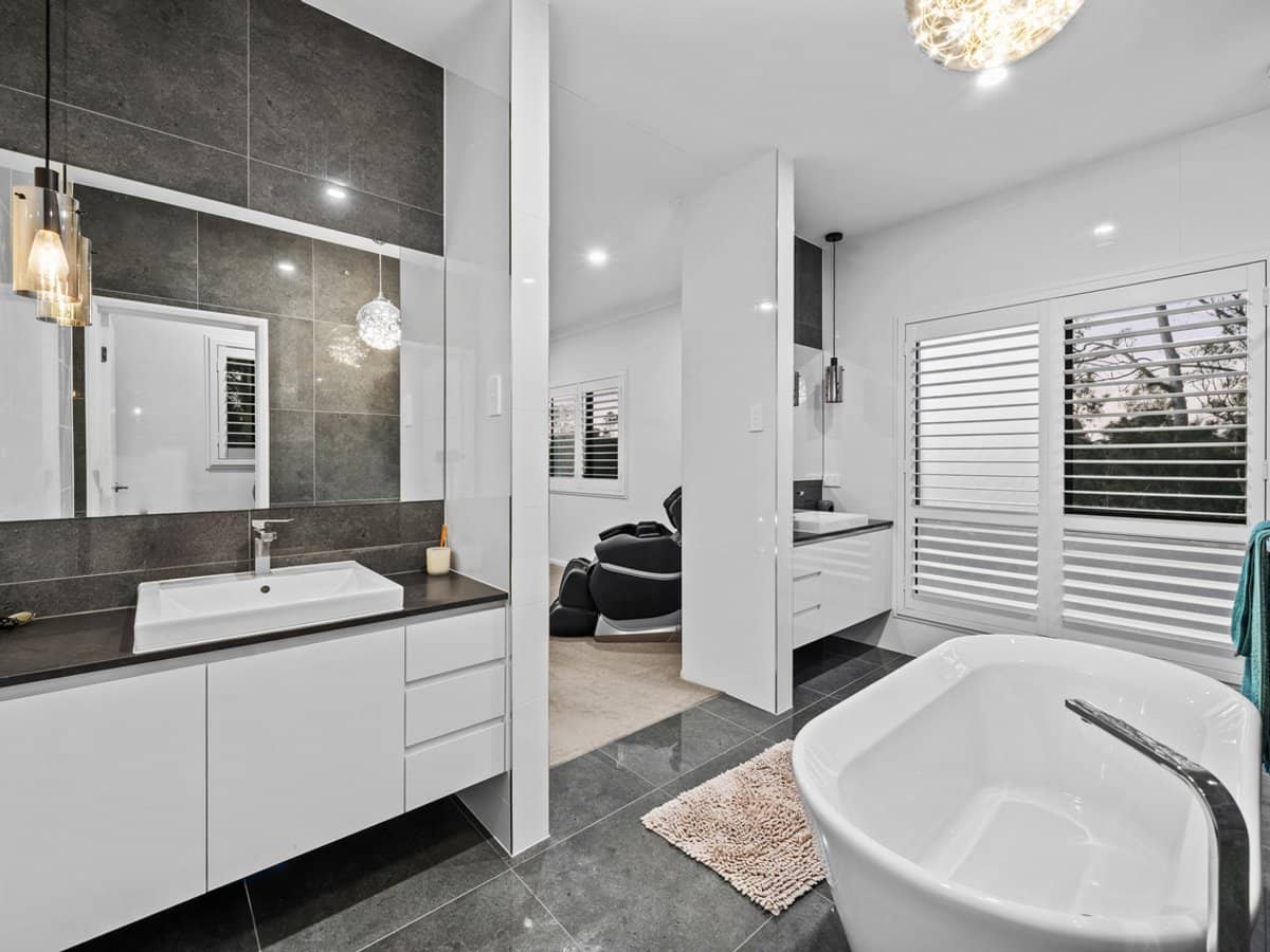 27A Andromeda Parade, ROBINA - Thumbnail 17