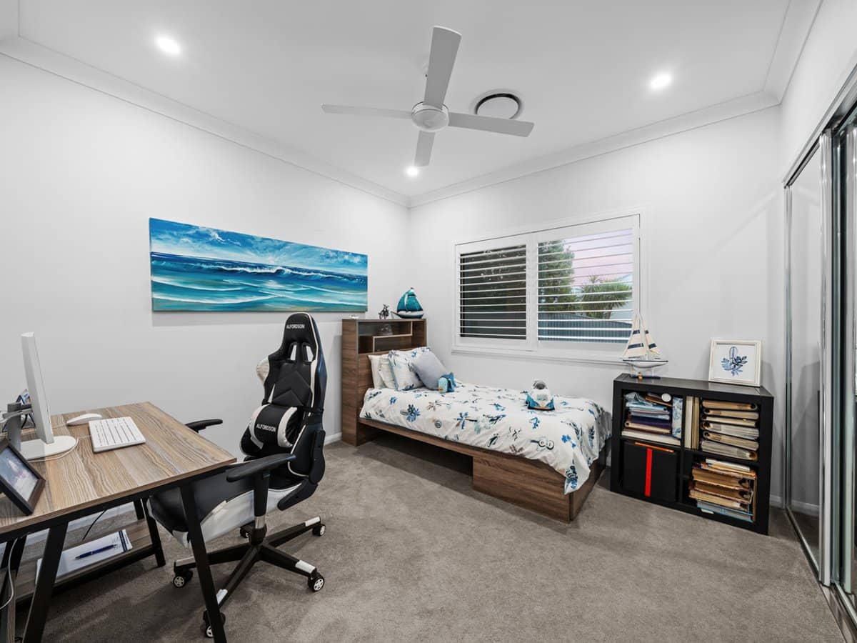 27A Andromeda Parade, ROBINA - Thumbnail 22