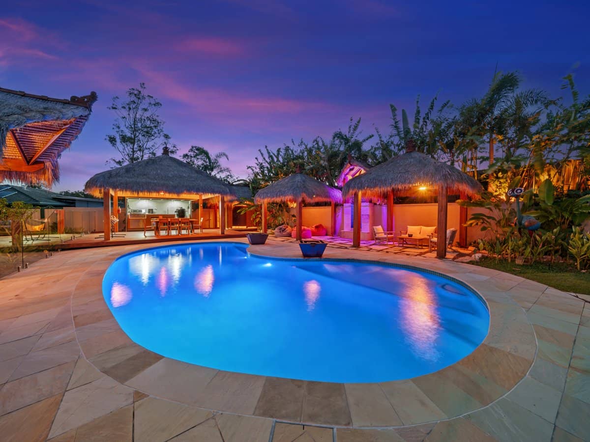 2 Fuchsia Way, GAVEN - Thumbnail 1