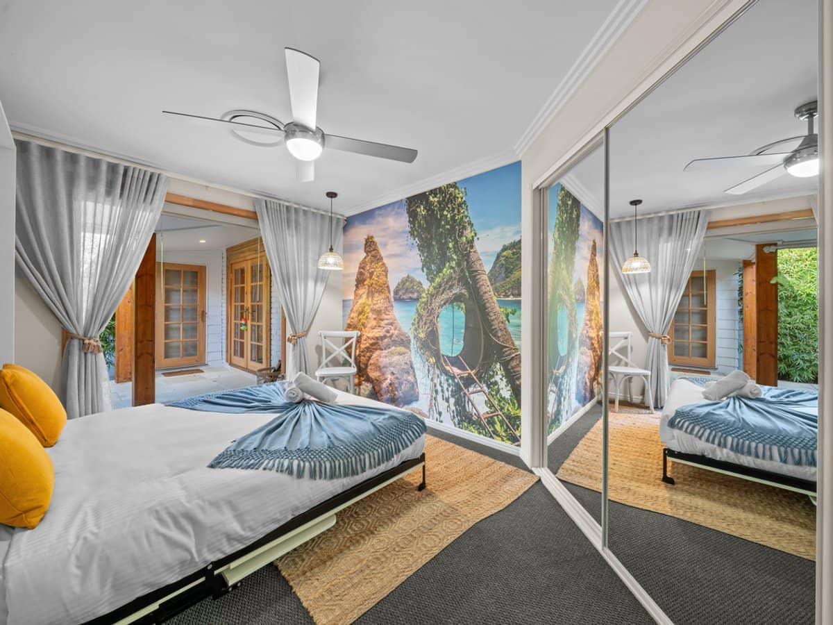 2 Fuchsia Way, GAVEN - Thumbnail 14