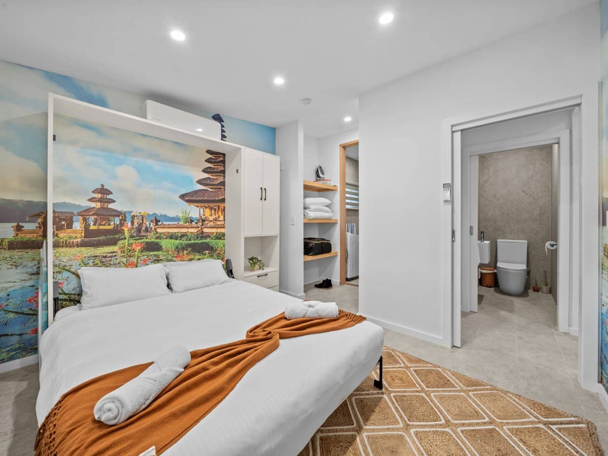 2 Fuchsia Way, GAVEN - Thumbnail 16