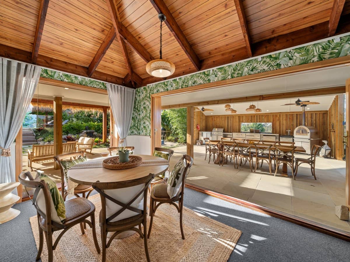 2 Fuchsia Way, GAVEN - Thumbnail 3