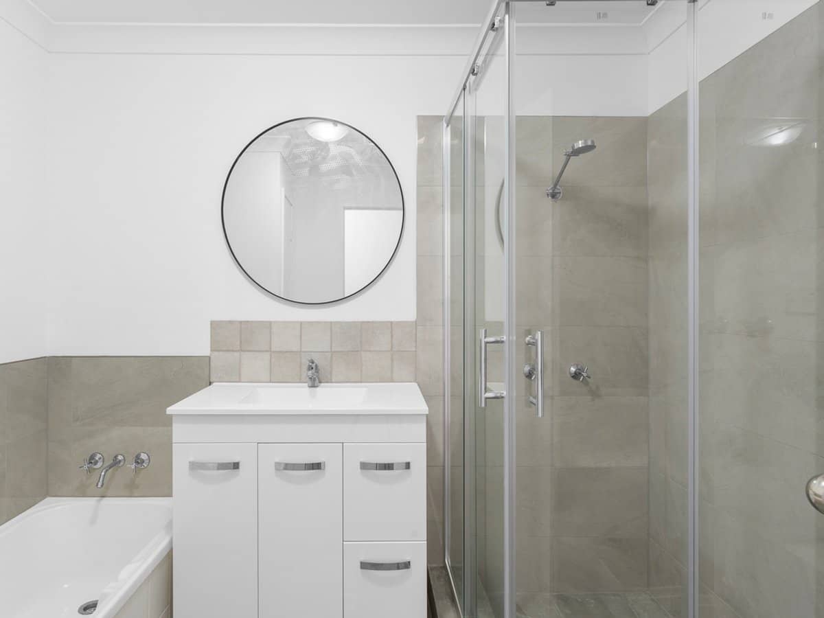 128 Benowa Road, SOUTHPORT - Thumbnail 8