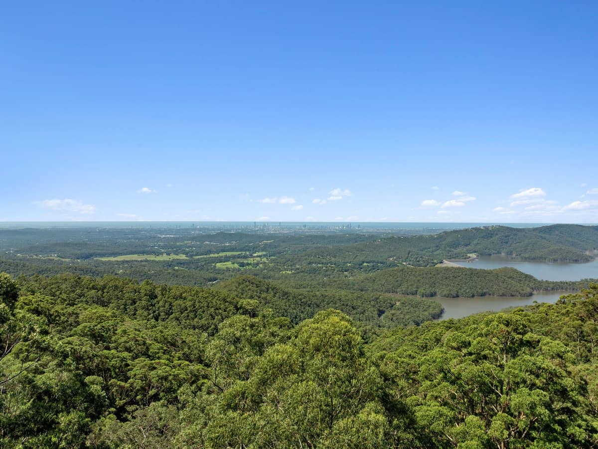 10 Gretty Lane, Lower Beechmont - Thumbnail 5