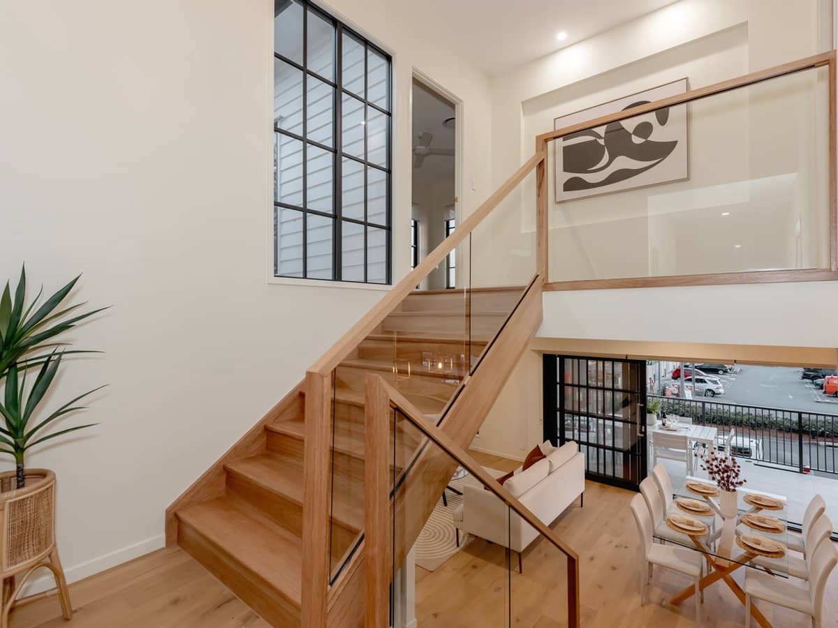 6 Victoire Court, COOMERA WATERS - Thumbnail 3