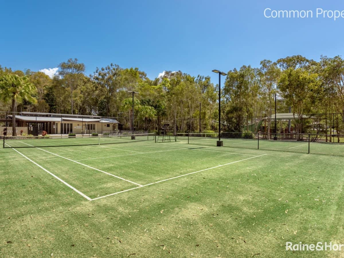 6 Victoire Court, COOMERA WATERS - Thumbnail 24