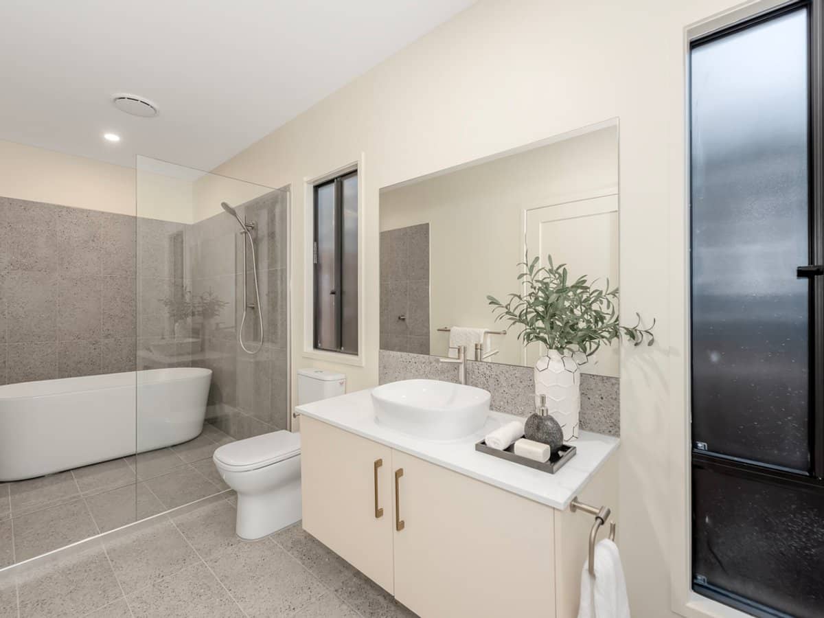 6 Victoire Court, COOMERA WATERS - Thumbnail 11