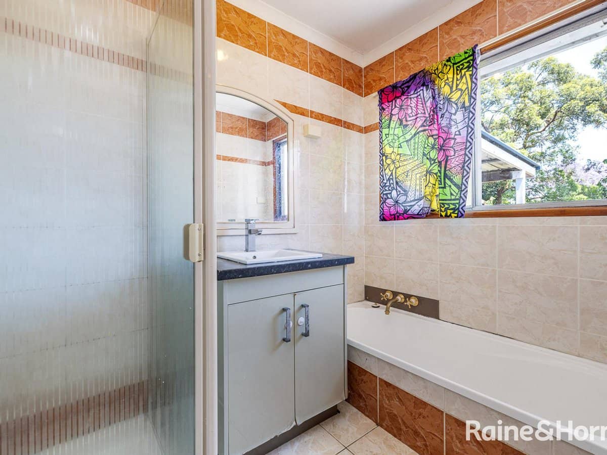 22 Monarch Street, SLACKS CREEK - Thumbnail 8