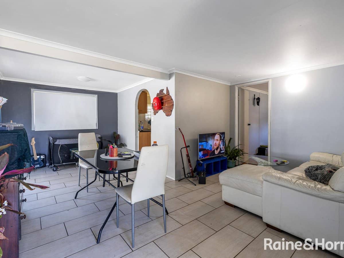 22 Monarch Street, SLACKS CREEK - Thumbnail 13