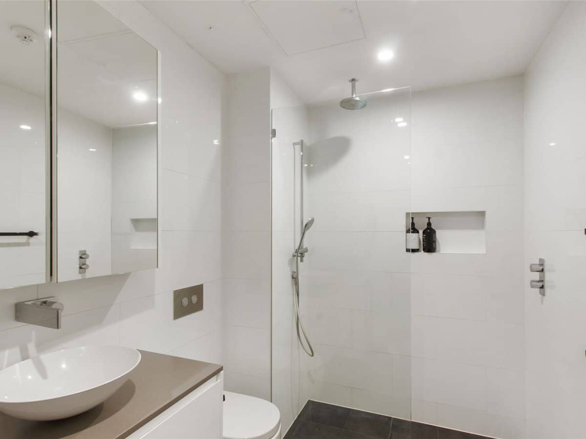 12-18 Albert Avenue, BROADBEACH - Thumbnail 5