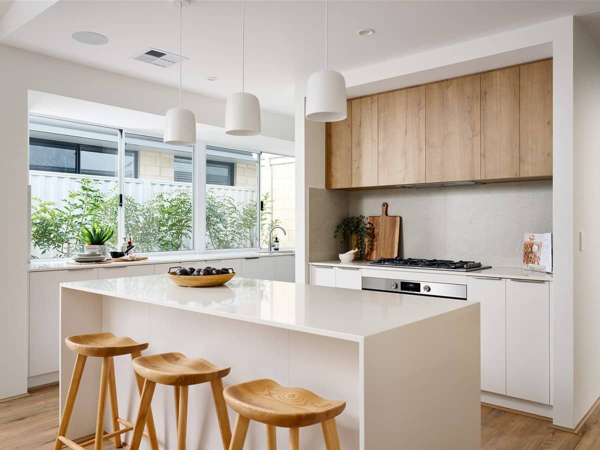 Lot 102 Correa Street, MUNNO PARA DOWNS - Thumbnail 1