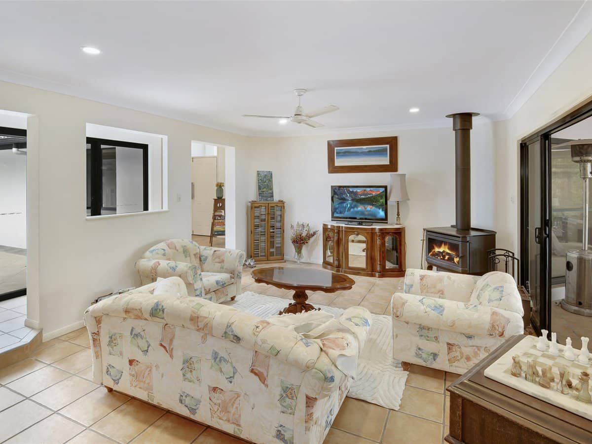 31 Viewland Drive, DOONAN - Thumbnail 7