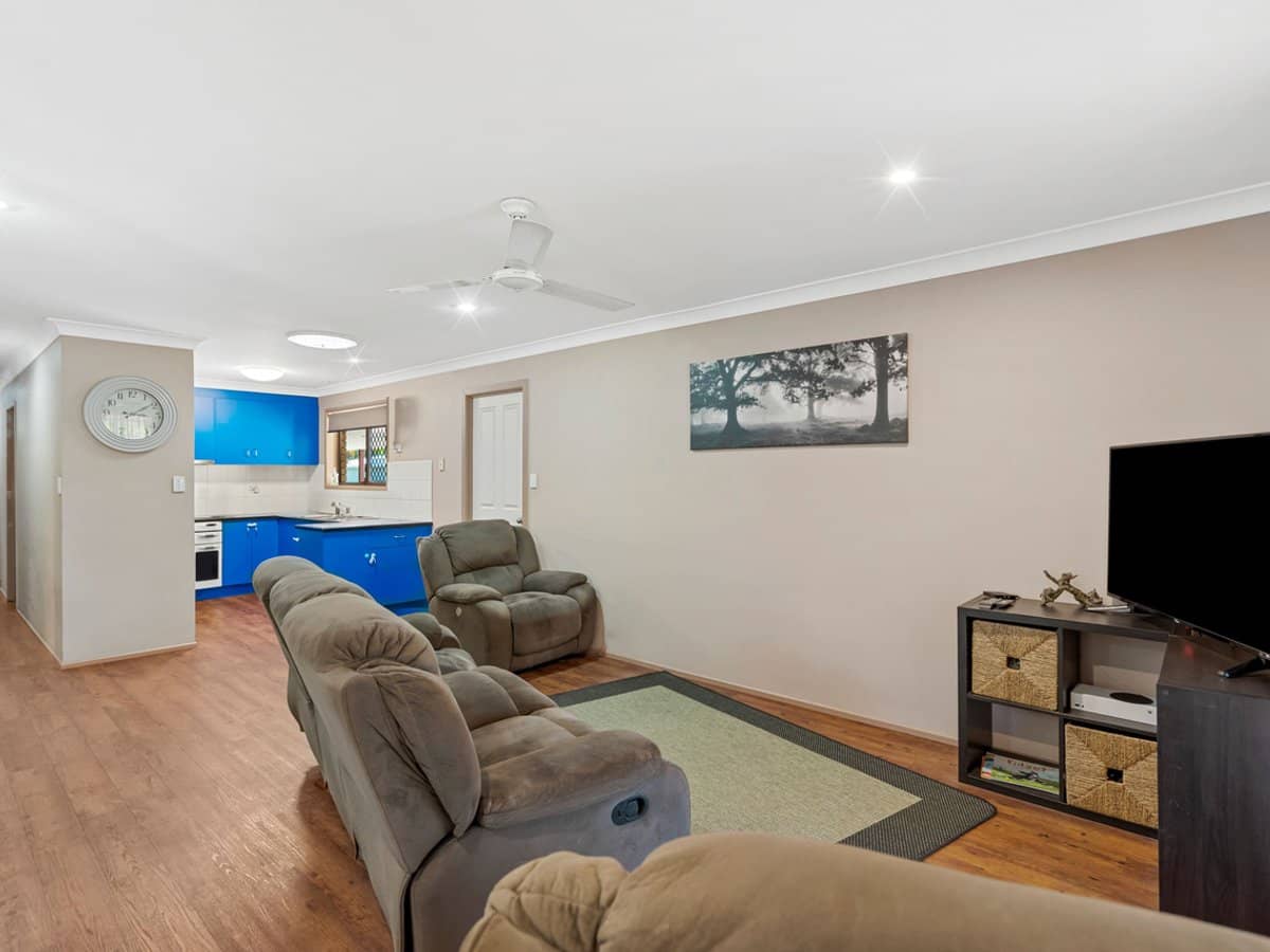 26 Maroochy Crescent, BEENLEIGH - Thumbnail 5