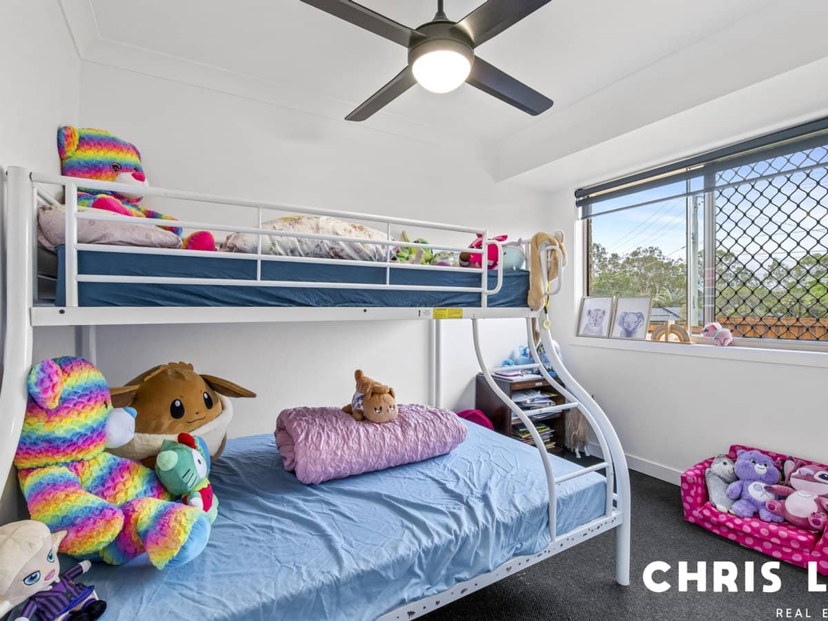 28 Black Diamond Crescent, EDENS LANDING - Thumbnail 14