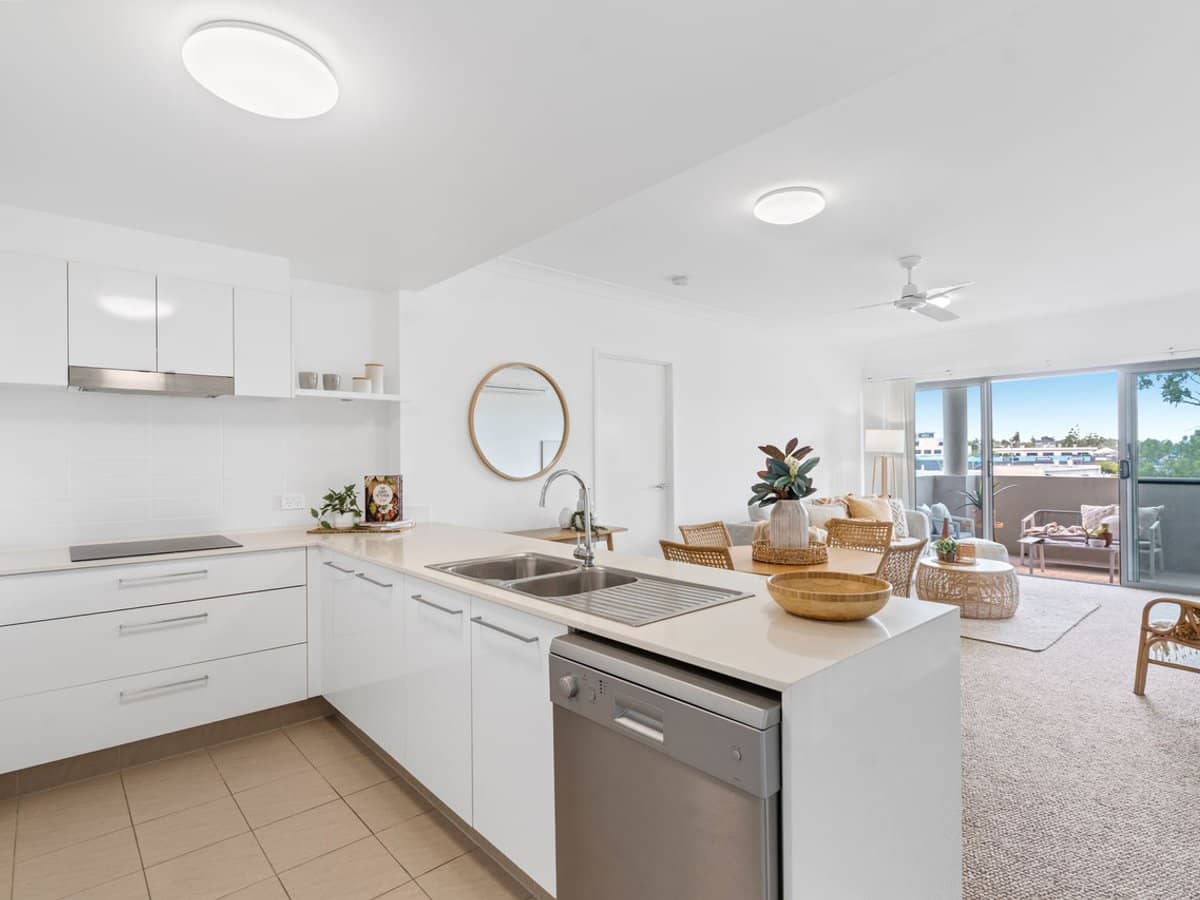 2-4 Elizabeth Street, BEENLEIGH - Thumbnail 2