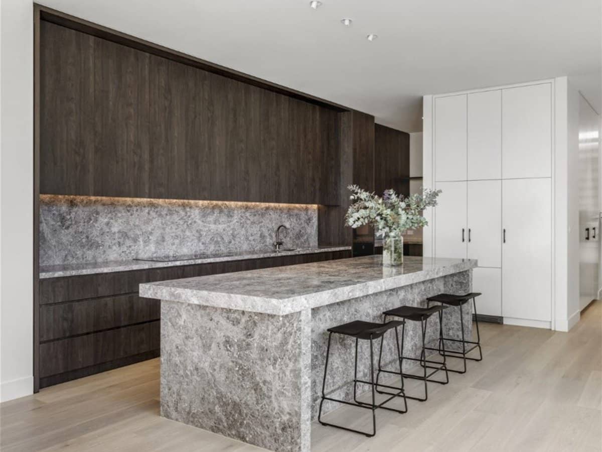 41 Church Road, DONCASTER - Thumbnail 2