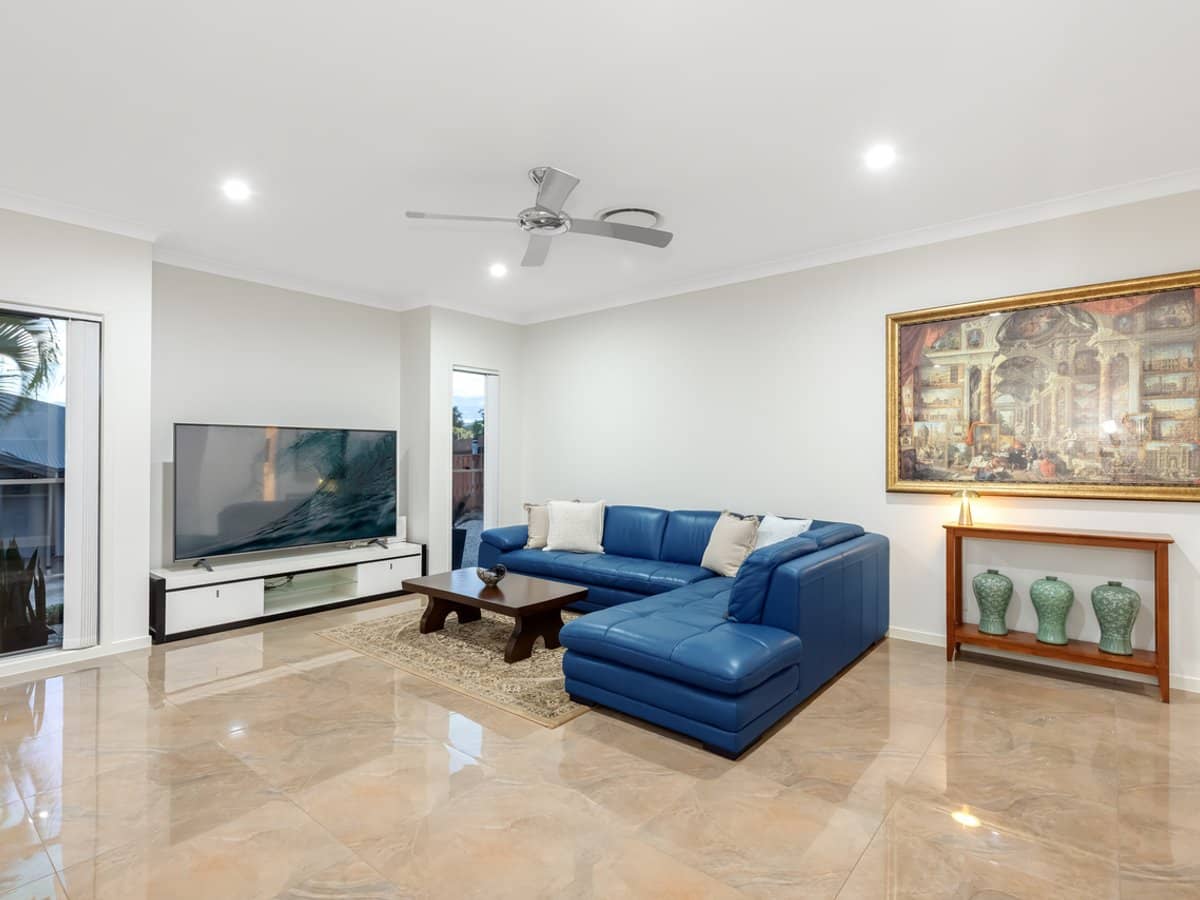 24 Aston Street, UPPER COOMERA - Thumbnail 7