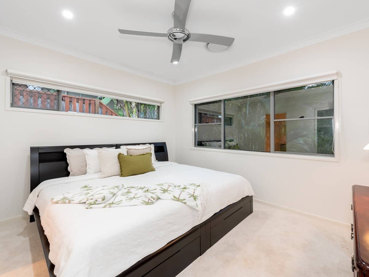 24 Aston Street, UPPER COOMERA - Thumbnail 8