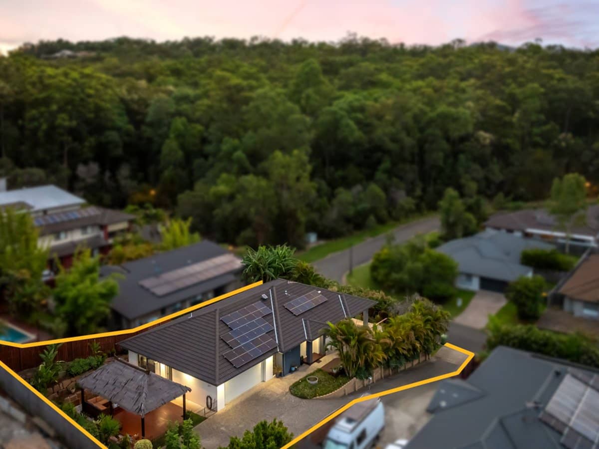 24 Aston Street, UPPER COOMERA - Thumbnail 15