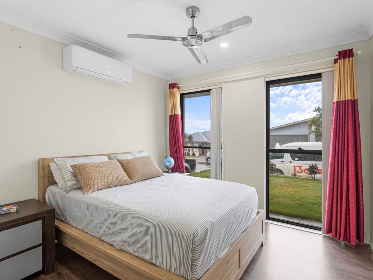 12 Hazel Street, PIMPAMA - Thumbnail 5