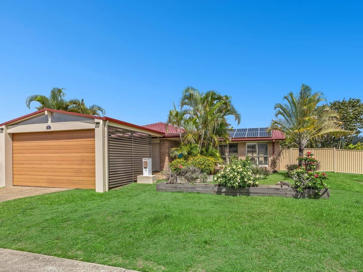16 Riverbrooke Drive, UPPER COOMERA - Thumbnail 1