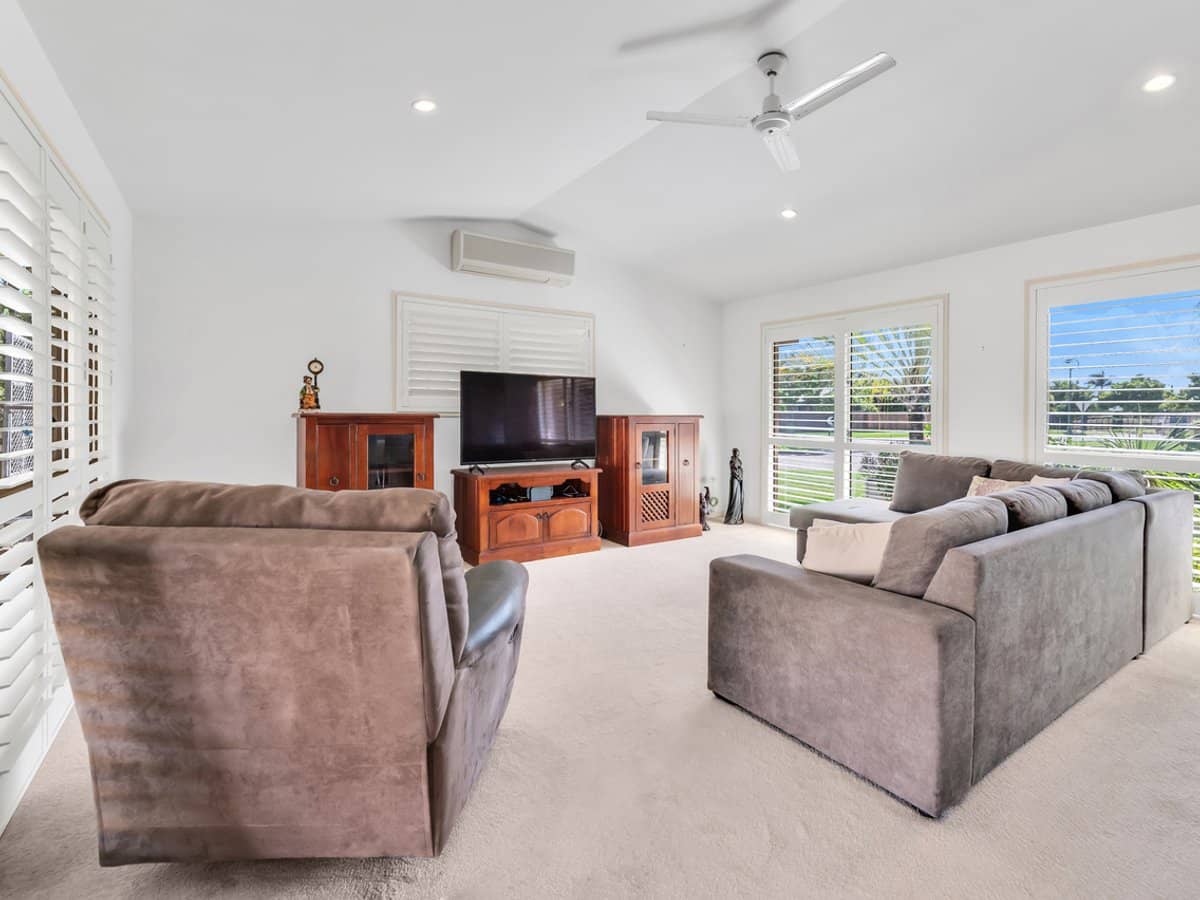 16 Riverbrooke Drive, UPPER COOMERA - Thumbnail 11