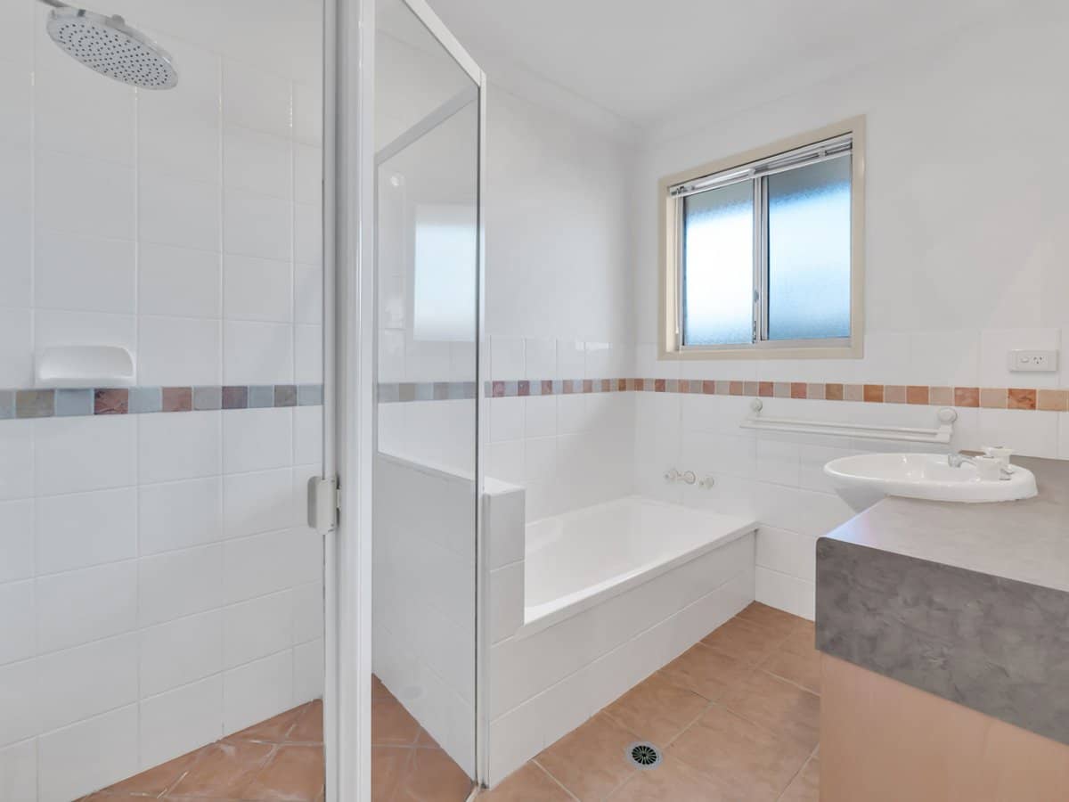 16 Riverbrooke Drive, UPPER COOMERA - Thumbnail 14