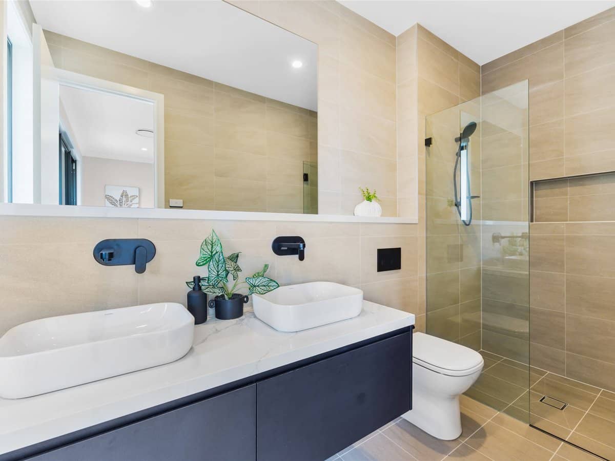 183 Springfield Road, ORAN PARK - Thumbnail 6