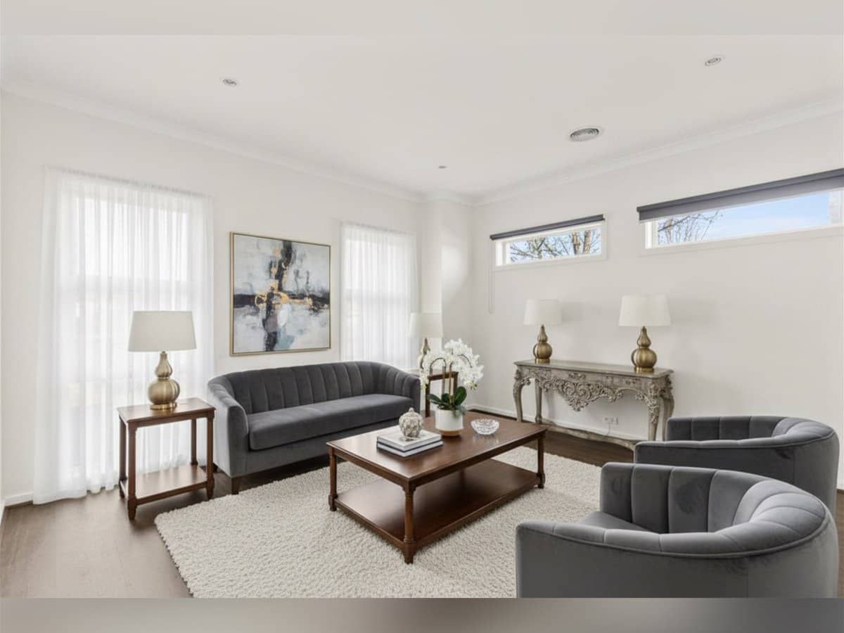 54 Wallara Waters Boulevard, WALLAN - Thumbnail 2