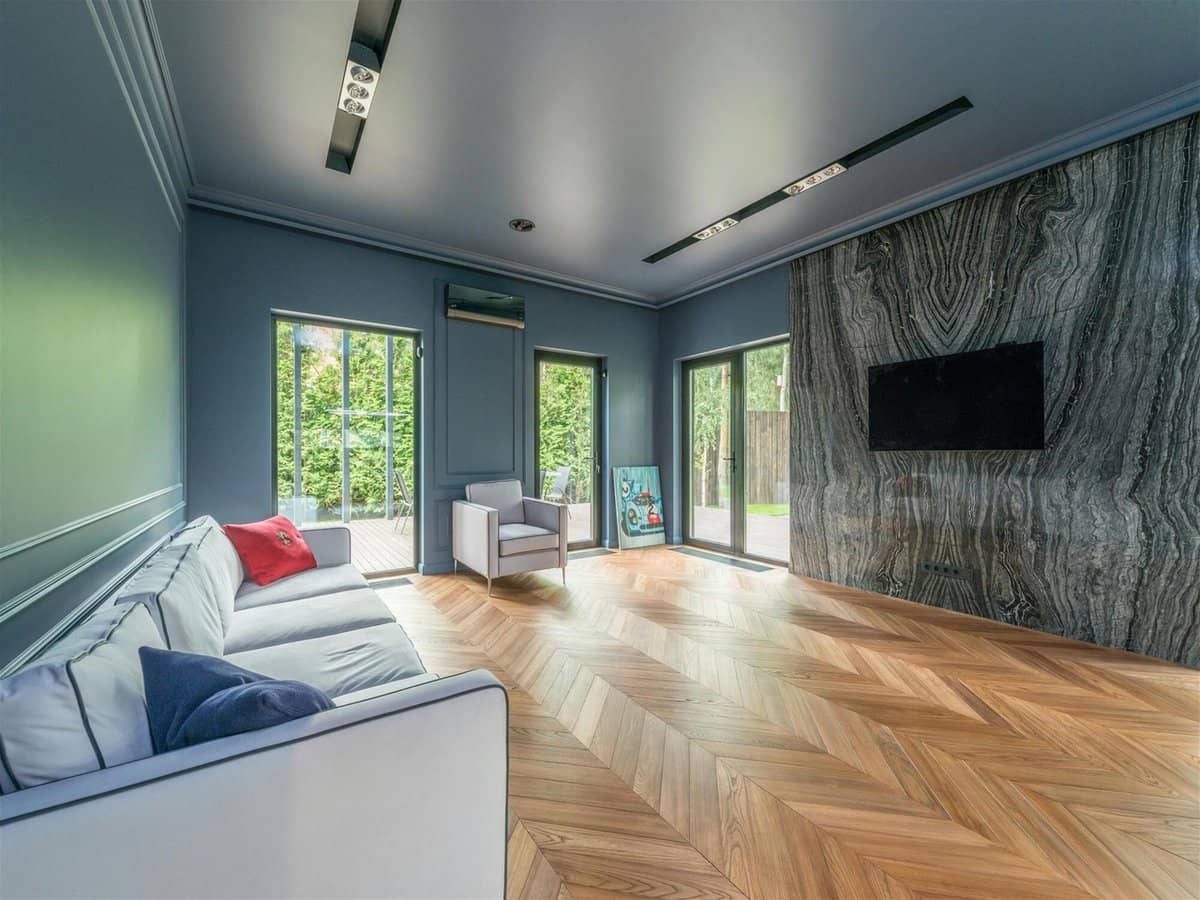 8A Cloudland, BUSHMEAD - Thumbnail 19