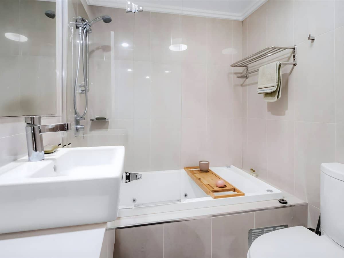 508 Marine Parade, BIGGERA WATERS - Thumbnail 3