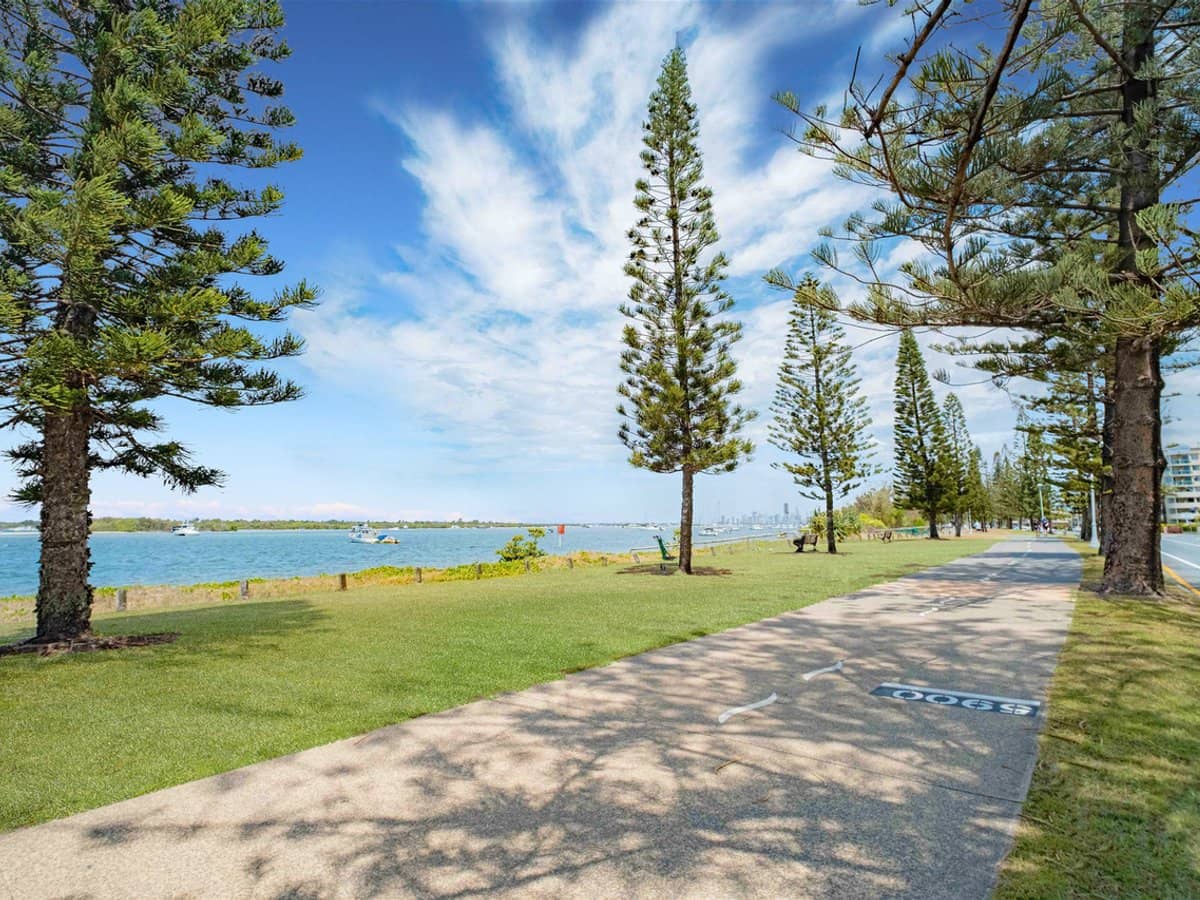 508 Marine Parade, BIGGERA WATERS - Thumbnail 4