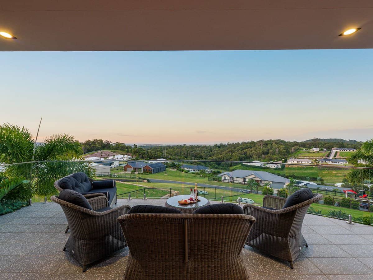 65 Montego Hills Drive, KINGSHOLME - Thumbnail 2