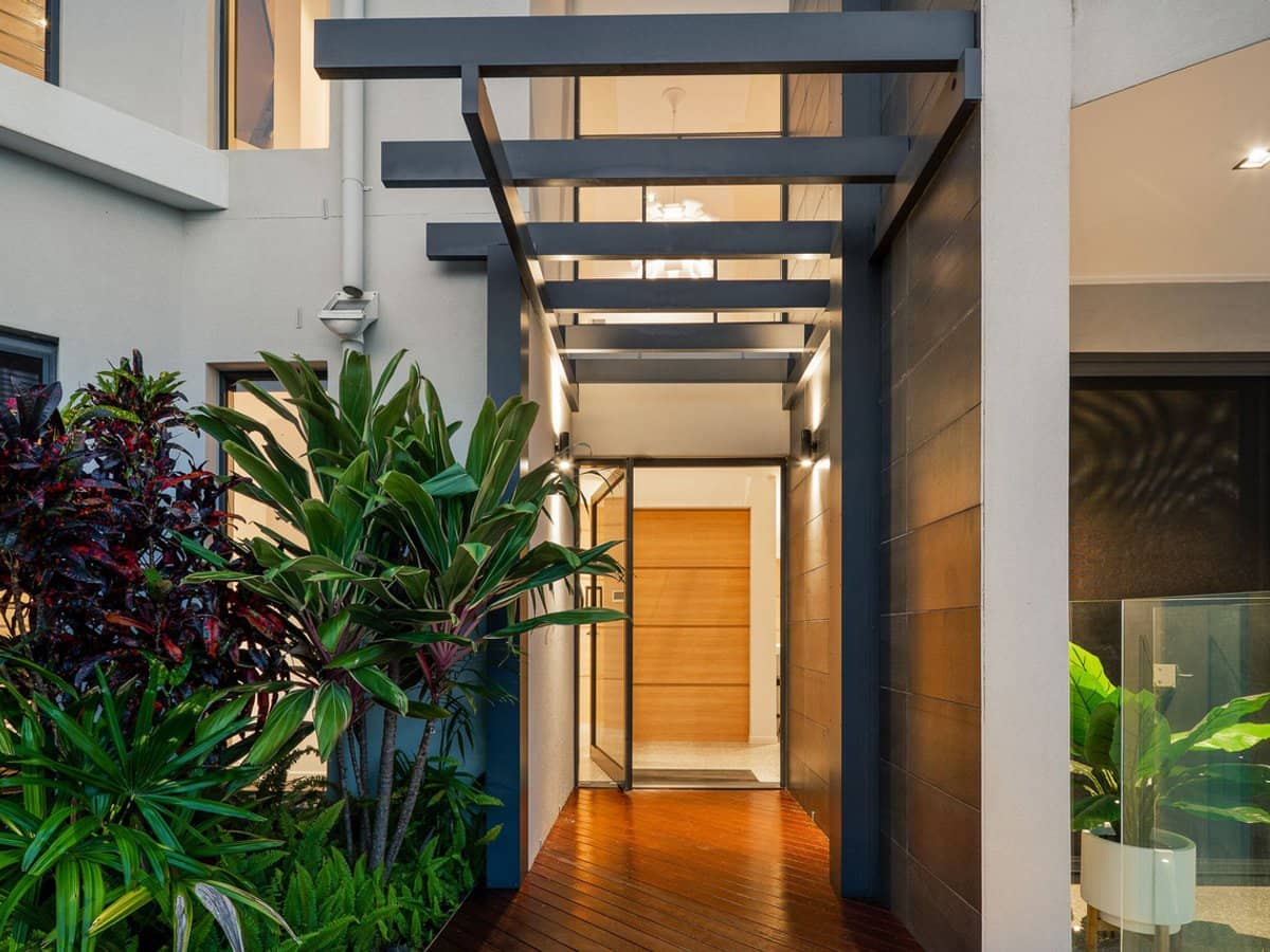 65 Montego Hills Drive, KINGSHOLME - Thumbnail 8