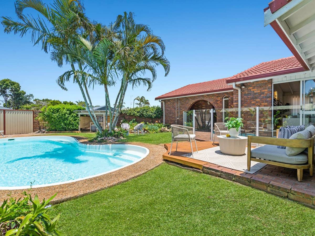 13 Hopbush Street, Palm Beach - Thumbnail 4