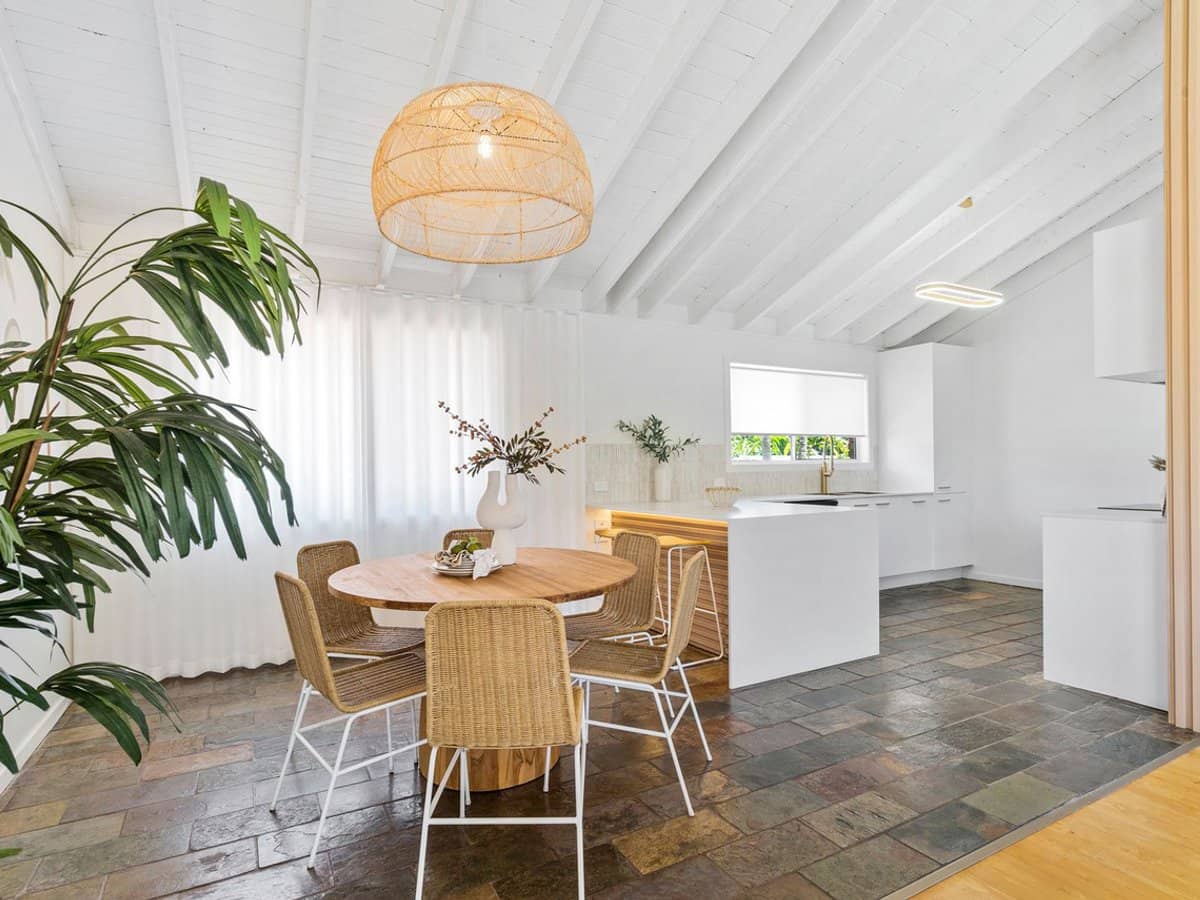 13 Hopbush Street, Palm Beach - Thumbnail 7