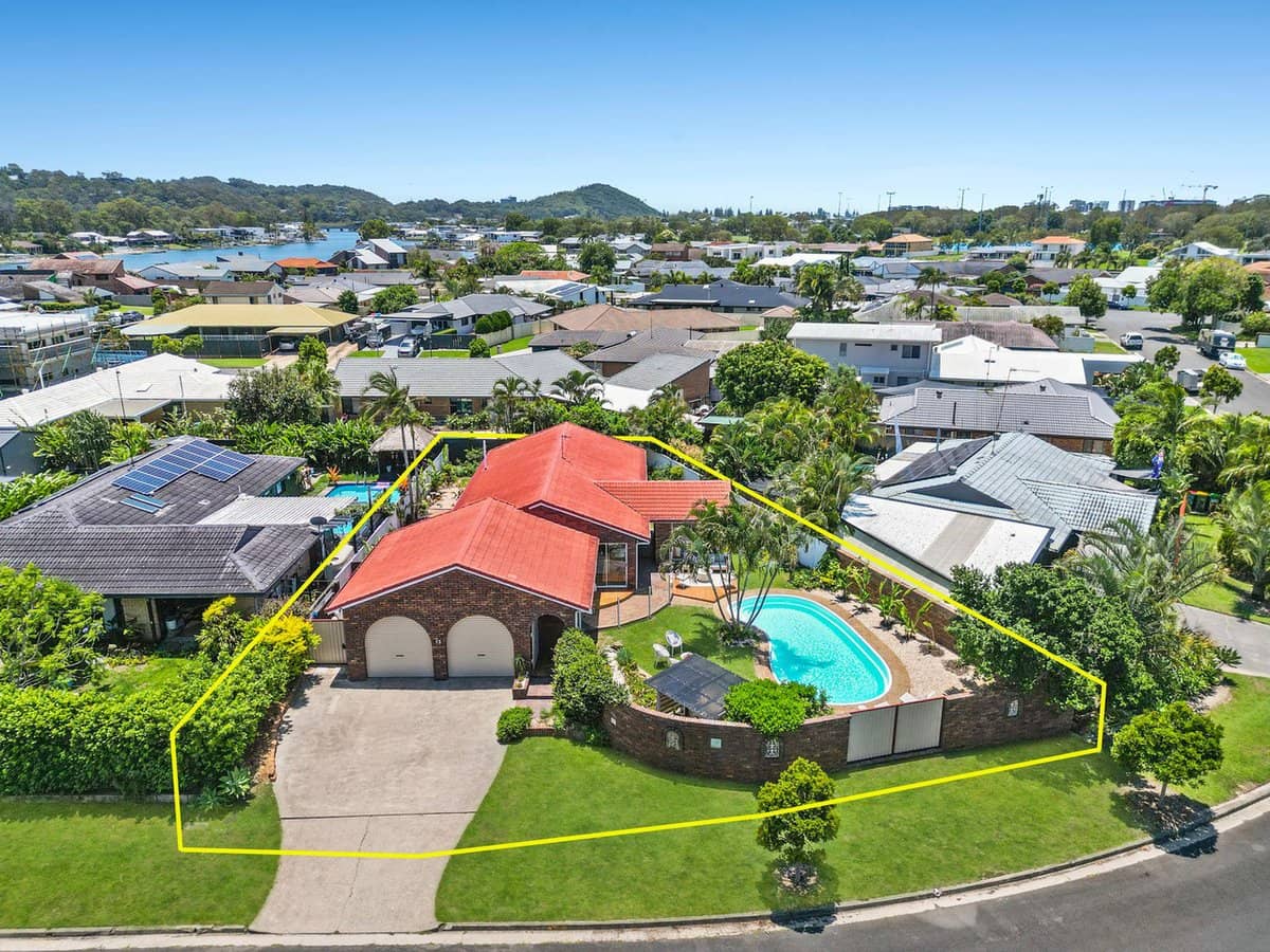 13 Hopbush Street, Palm Beach - Thumbnail 24