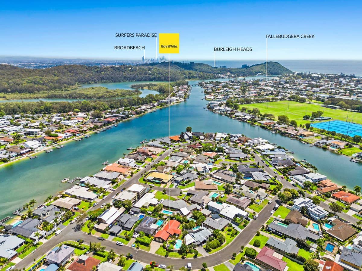 13 Hopbush Street, Palm Beach - Thumbnail 3