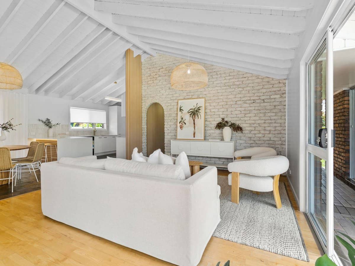 13 Hopbush Street, Palm Beach - Thumbnail 10