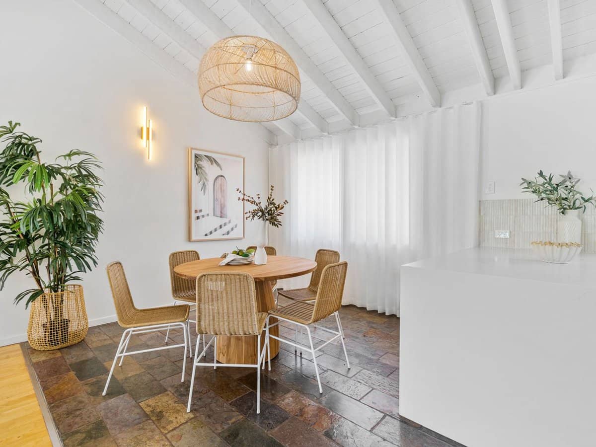 13 Hopbush Street, Palm Beach - Thumbnail 11