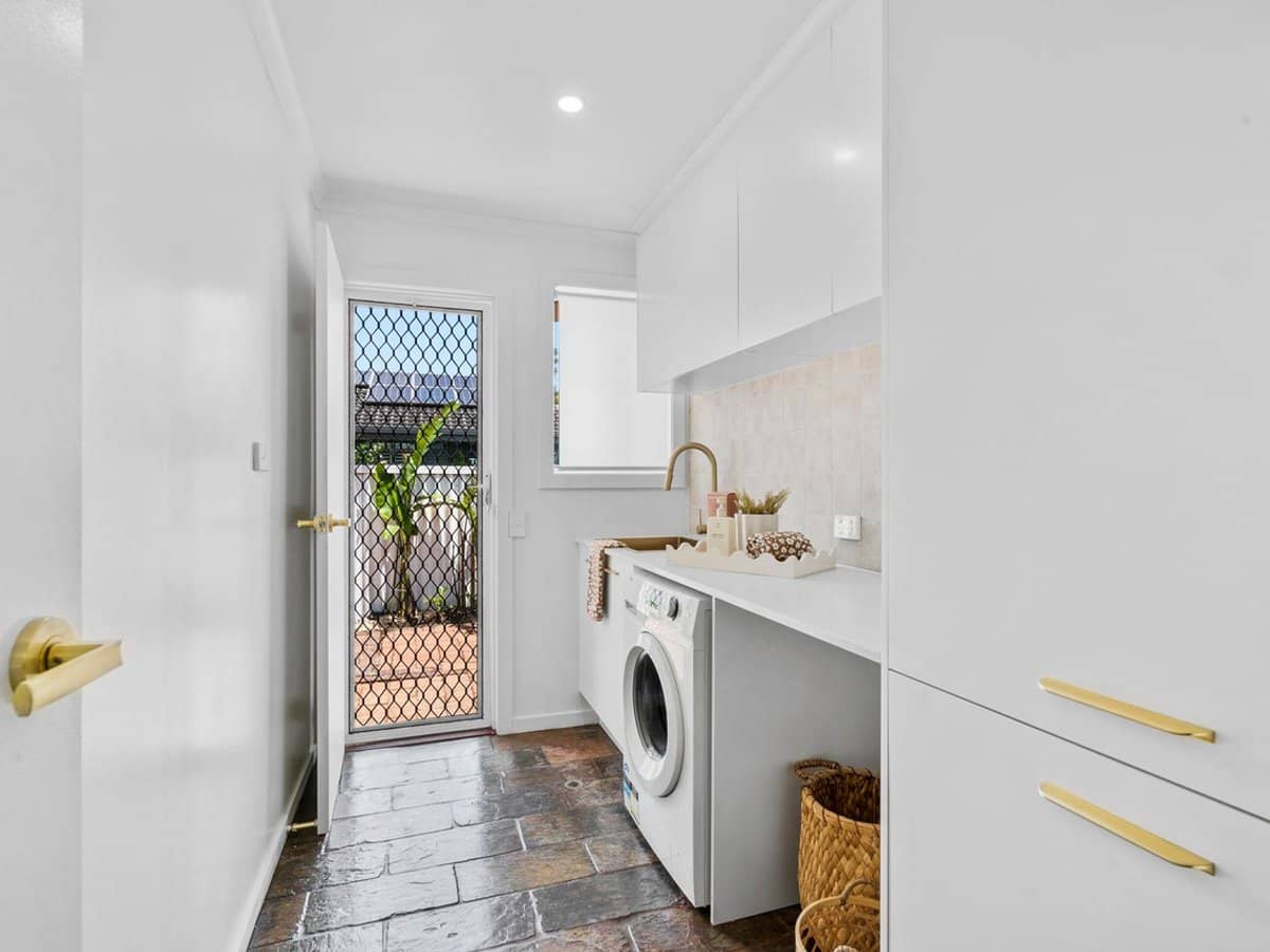 13 Hopbush Street, Palm Beach - Thumbnail 20