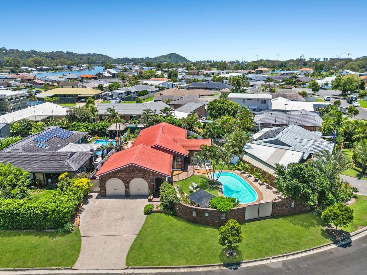 13 Hopbush Street, Palm Beach - Thumbnail 25